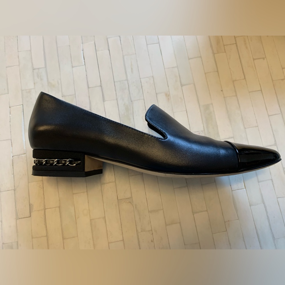 Vaneli Black Leather Loafers with Chain Detail, 8 Narrow